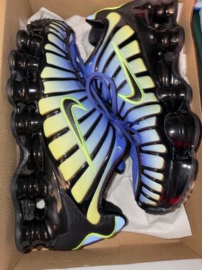 Nike Shox TL Gradient Blue Lime Running Sneakers size 6